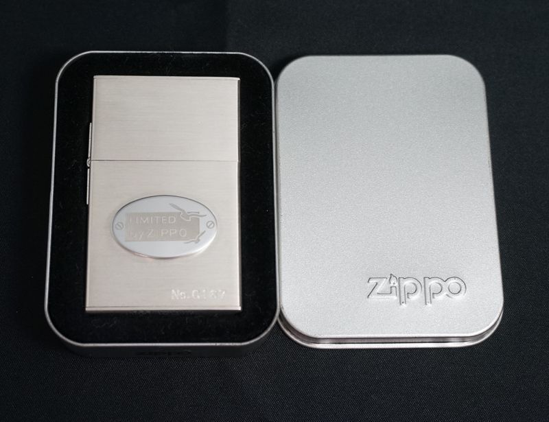 画像: zippo 1933 FIRST REPLICA プレート貼り付け