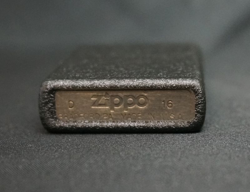 画像: zippo ブラッククラックル