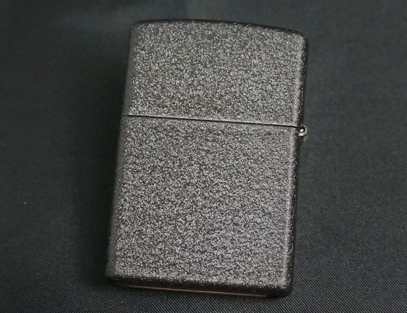 画像: zippo ブラッククラックル