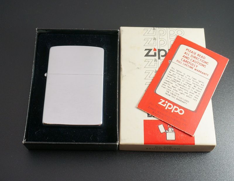 画像: zippo #200 ブラッシュ・クローム　1982年製造