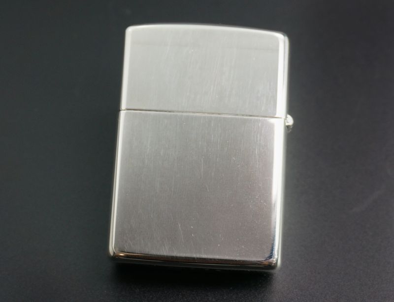 画像: zippo WINDY 「VARGA GIRL」SILVER PLATE 金メタル 1993年製造