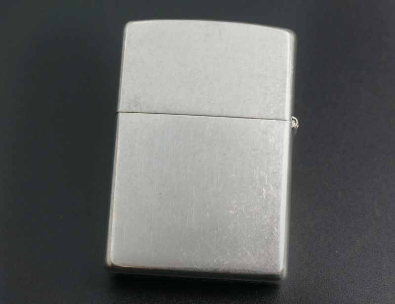 画像: zippo DOLPHIN 隠し絵 2000年製造