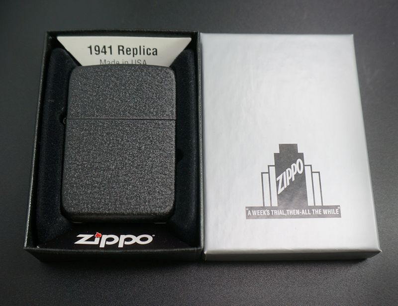 画像: zippo 1941レプリカ ブラッククラックル