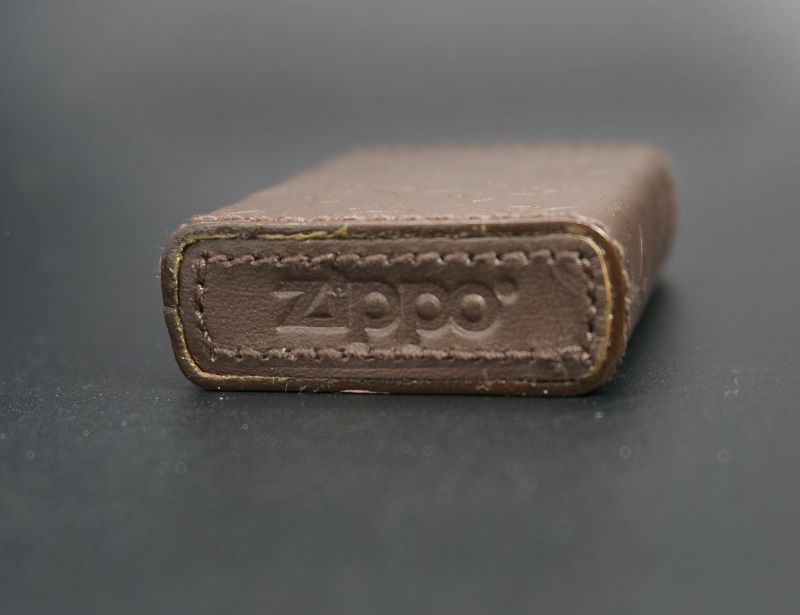 画像: zippo WINDY 革巻き 1997年製造