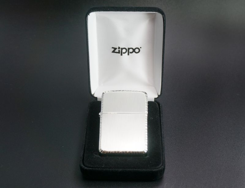 画像: zippo 1941REPLICA サイド手彫り 1941-3H/CII SS