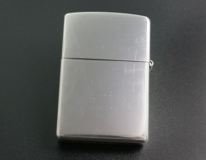 画像: zippo WINDY シルバーサテーナ 携帯灰皿セット 2002年製造