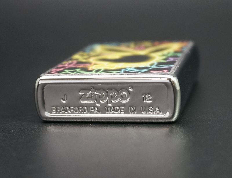 画像: zippo PLAYBOY ネオンバニー #200 2012年製造