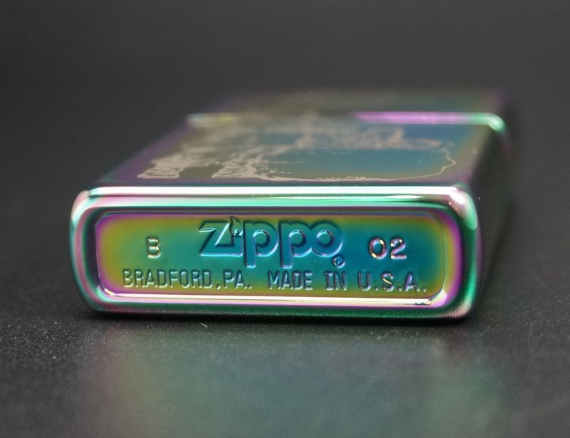 画像: zippo X'mas サンタ スペクトラム 2002年製造