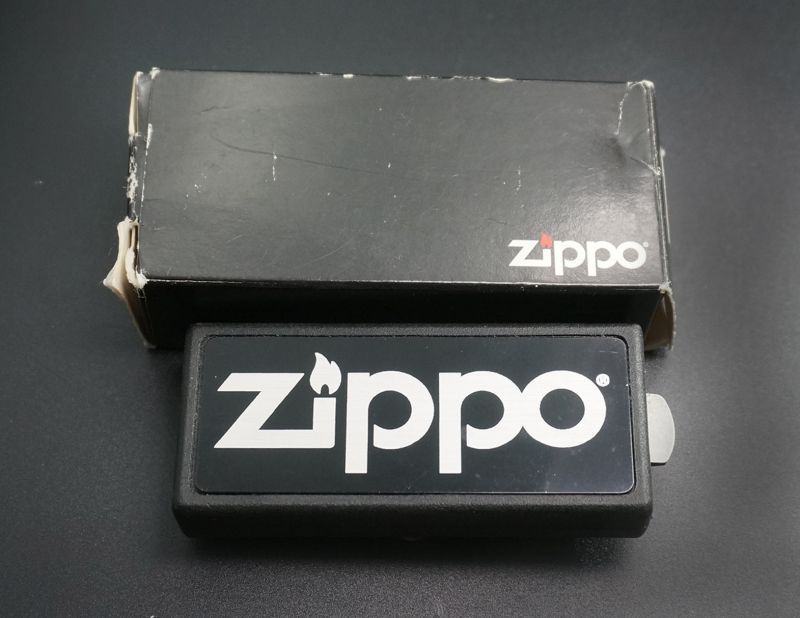 画像: zippo FIXXIT（ポケットツールボックス）