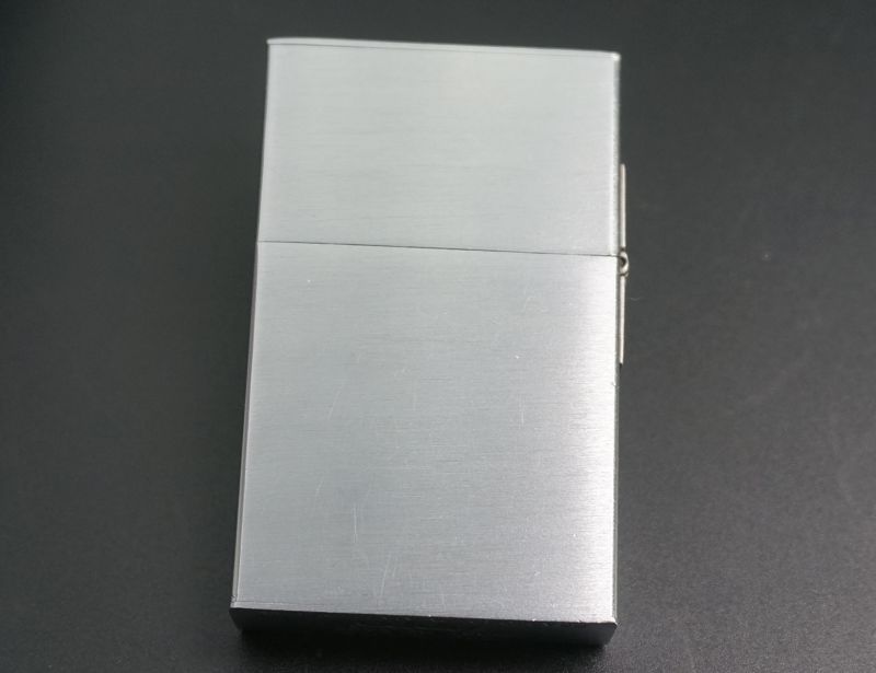 画像: zippo 1933 FIRST REPLICA キズ・ヘコミあり