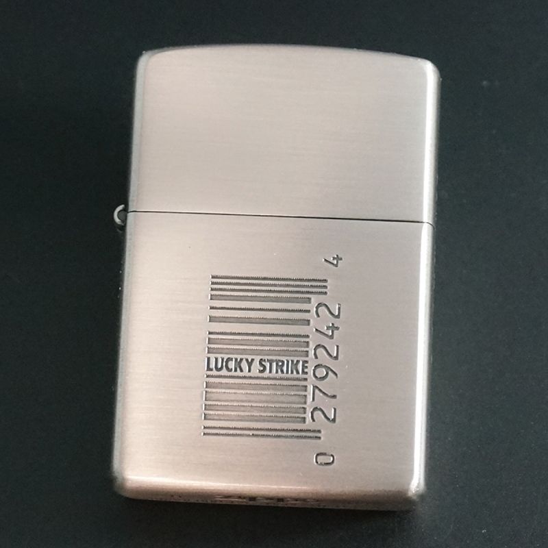 Zippo ジッポー　LUCKY STRIKE ラッキーストライク　バーコード柄