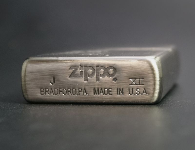 画像: zippo ファイナルファンタジーVII ヴィンセント 1996年製造