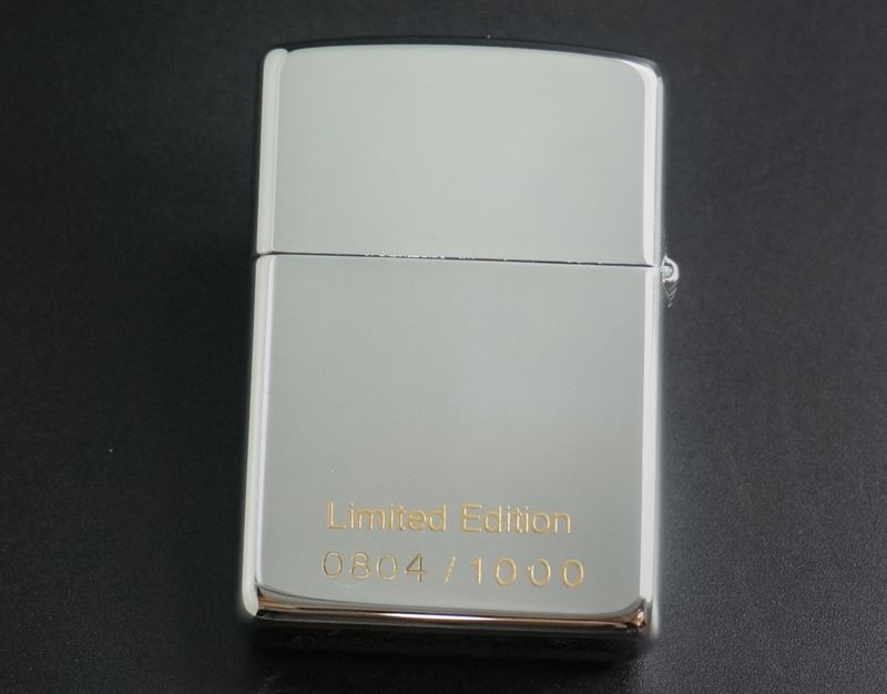 画像: zippo Vargas Girl 100th NO.2 1996年製造