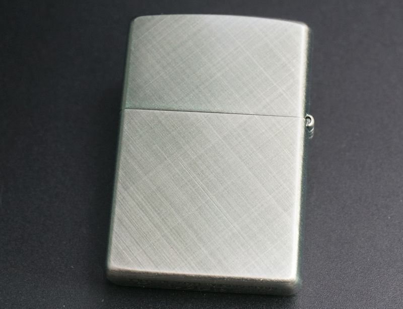 画像: zippo WINDY ダイヤゴナルウェーブ　ラメ 1999年製造