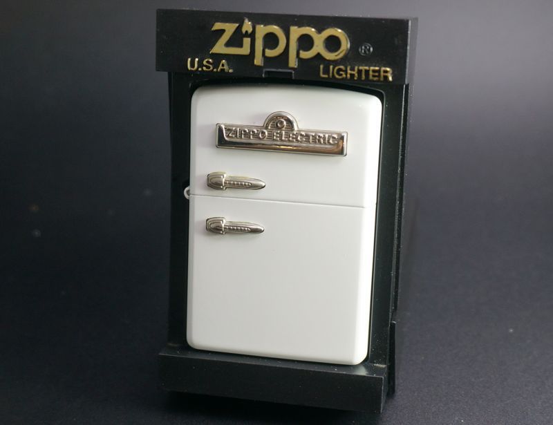 画像: zippo レトロ調 冷蔵庫型デザイン 2004年製造