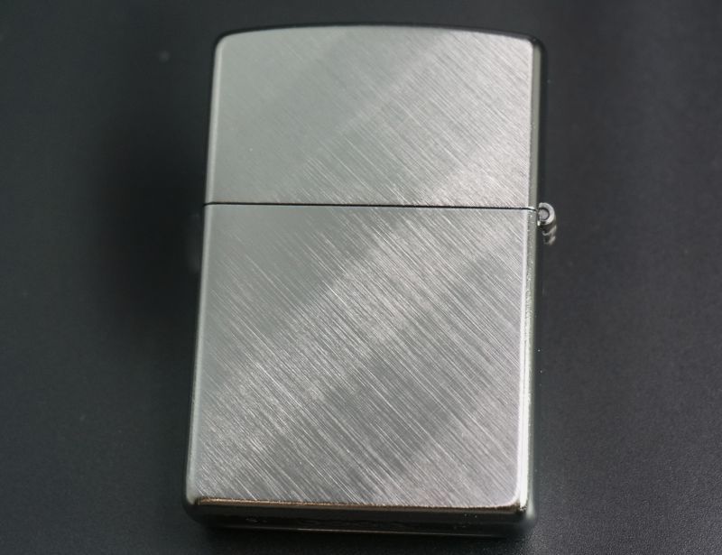 画像: zippo ダイヤゴナルウェーヴ 28182