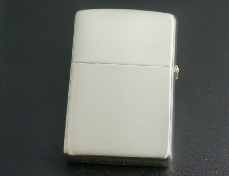 画像: zippo WINDY 浮彫り SS 2004年製造