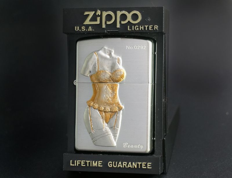 画像: zippo SEXY BEAUTY イエロー 2002年製造 