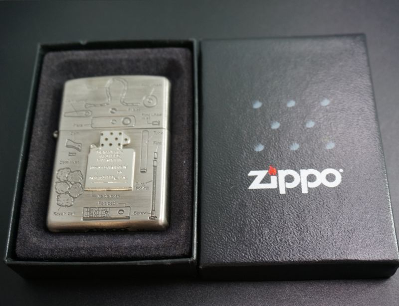 画像: zippo アナトミー 2007年製造