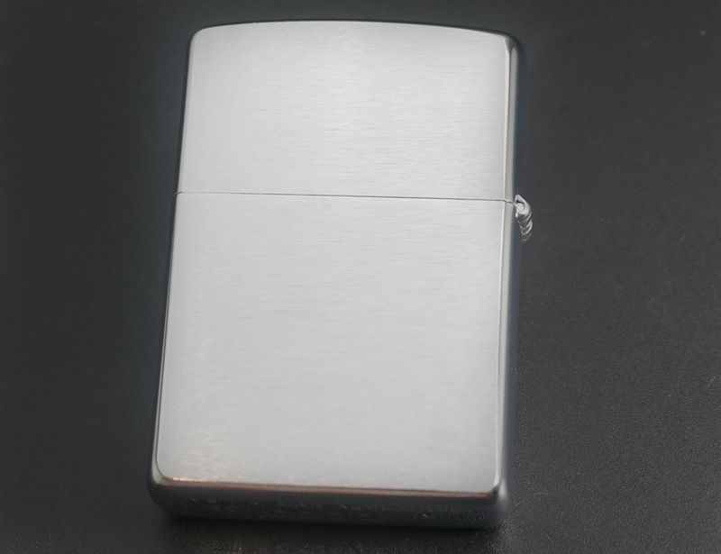 画像: zippo #200 ブラッシュ・クローム 2005年製造 