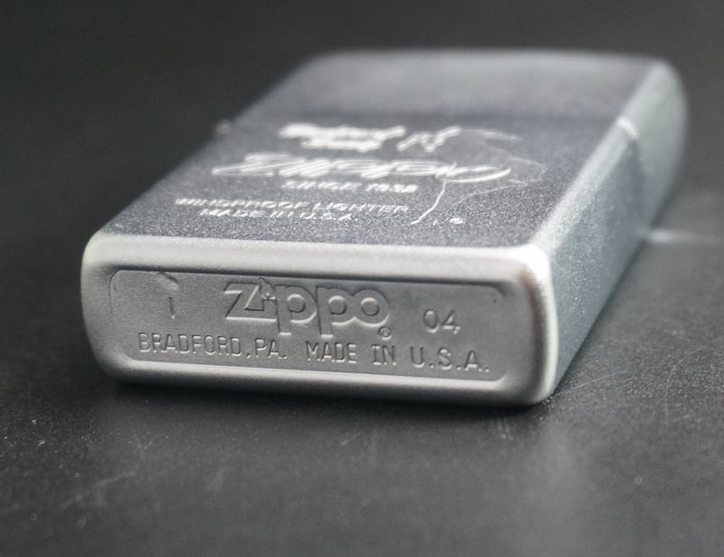 画像: zippo WINDY シルエット #205 2004年製造