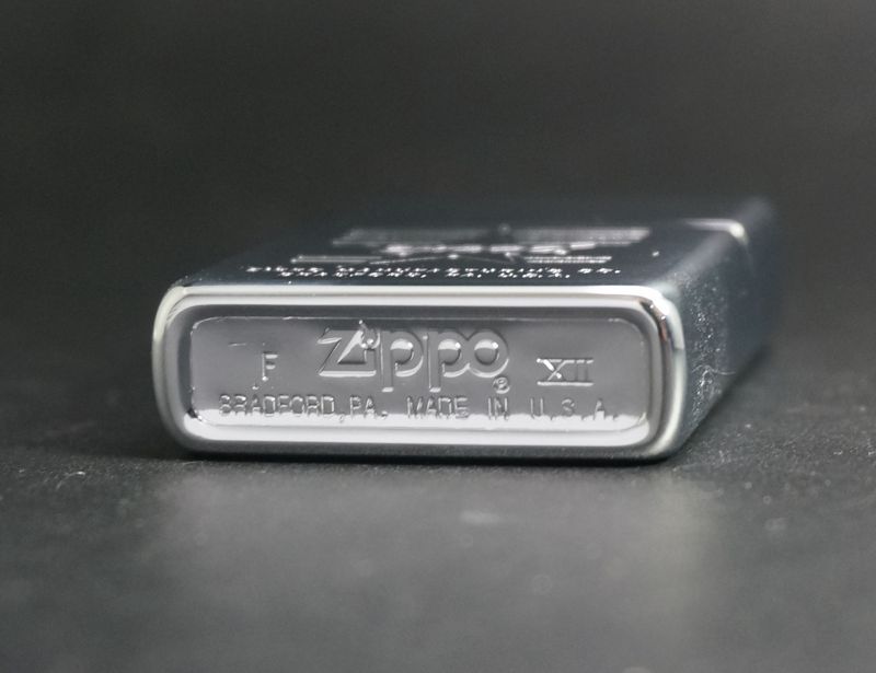 画像: zippo ロゴ＆スター ＃250 1996年製造