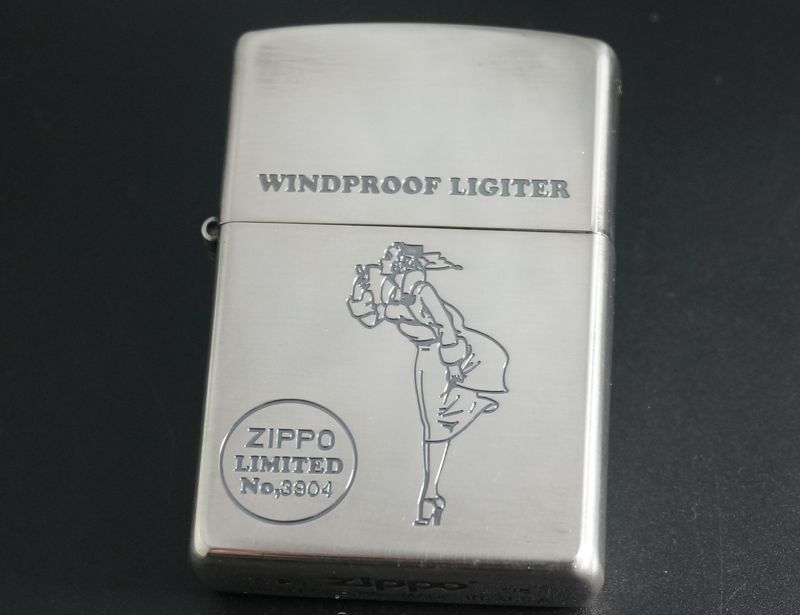 画像: zippo WINDY 限定品 携帯灰皿セット 2008年製造