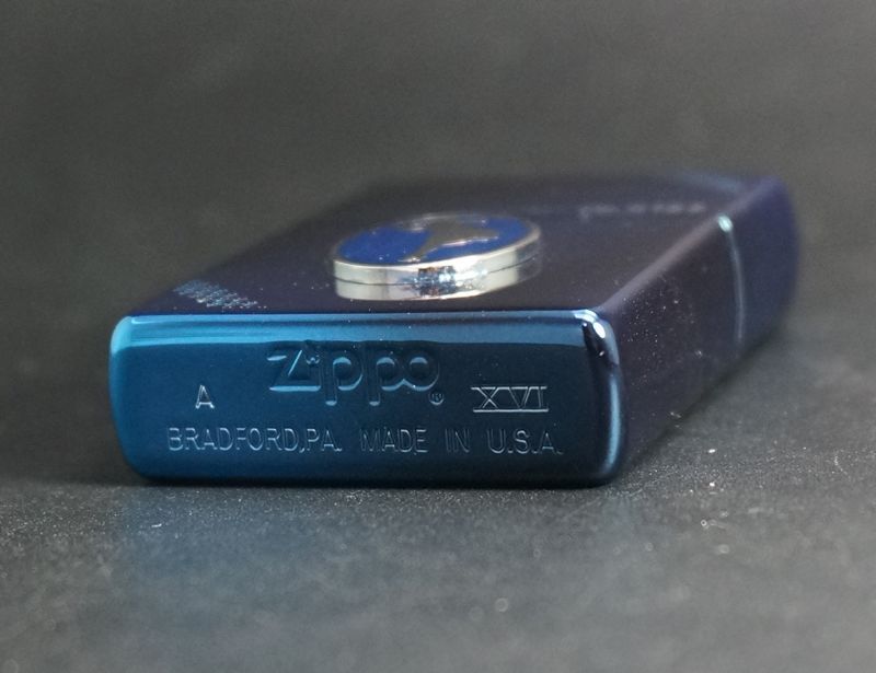 画像: zippo WINDY サファイア ストラップ付 2000年製造