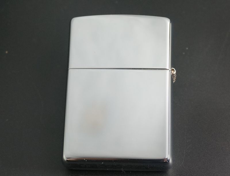 画像: zippo WINDY レッド/ブラック プリント #250 2003年製造