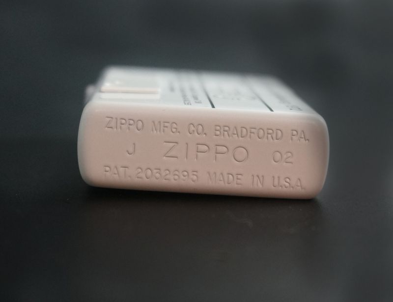 画像: zippo Dinamic Sounds super Cassette 2002年製造