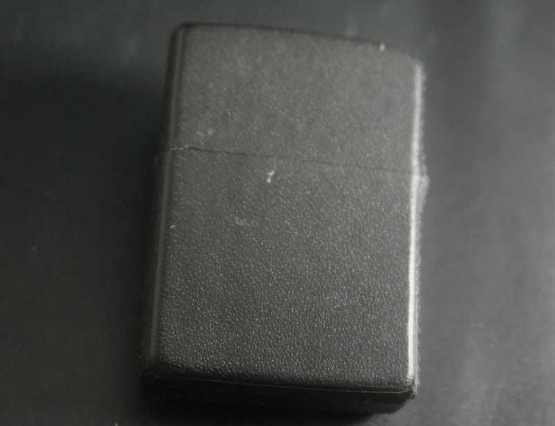 画像: zippo 革巻き ブラック ロゴ 1992年製造