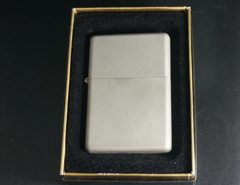 画像: zippo 純チタン（Solid Titanium） 2001年製造 