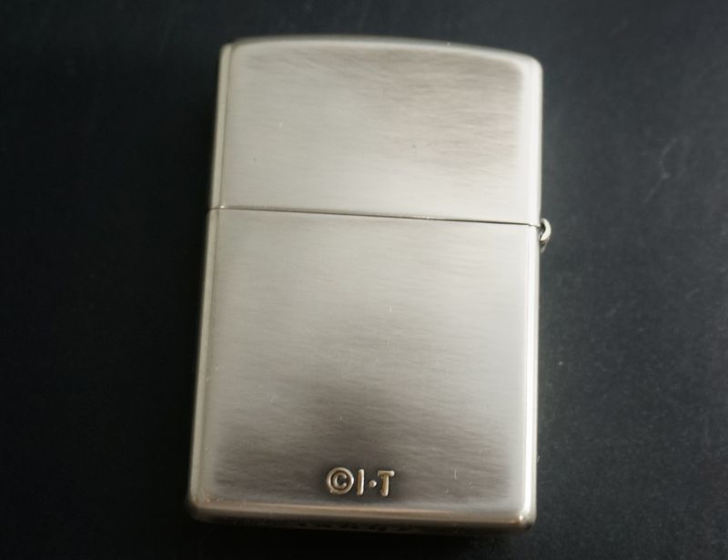 画像: zippo 仮面ライダ−1号 フェイス モノクロームバージョン