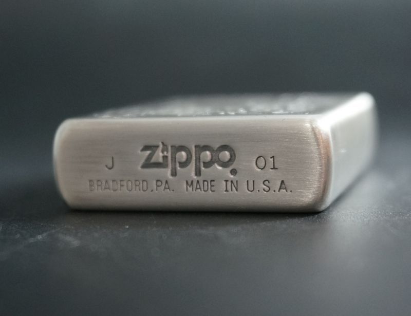 画像: zippo 天才バカボン パパ 2001年製造