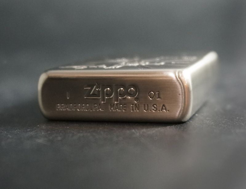 画像: zippo WINDY エッチング シルバーいぶし B 2000年製造