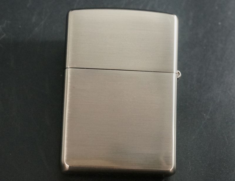 画像: zippo WINDY エッチング シルバーいぶし B 2000年製造