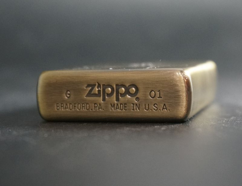 画像: zippo WINDY エッチング ブラスいぶし A 2001年製造