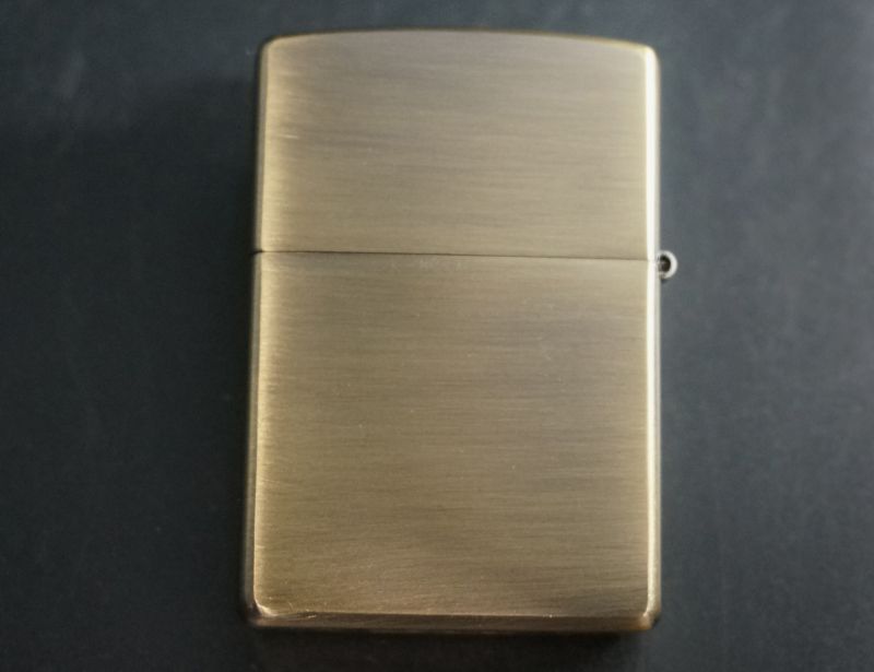 画像: zippo WINDY エッチング ブラスいぶし A 2001年製造