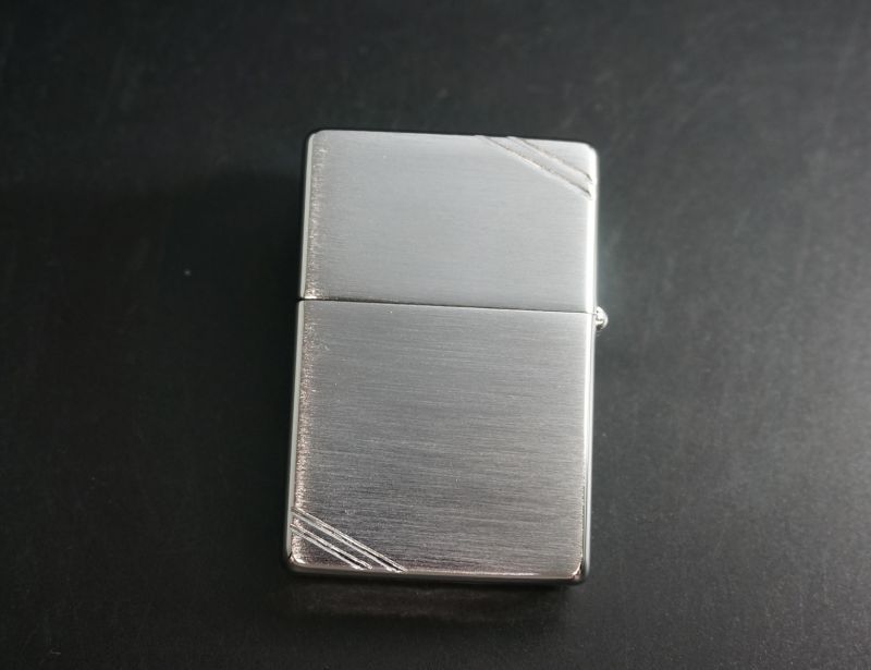 画像: zippo WINDY 　1937年レプリカ 1992年製造