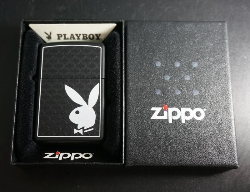 画像: zippo PLAYBOY 黒マット