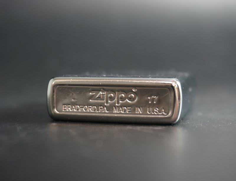 画像: zippo 007 リネンウェーヴ 2017年製造