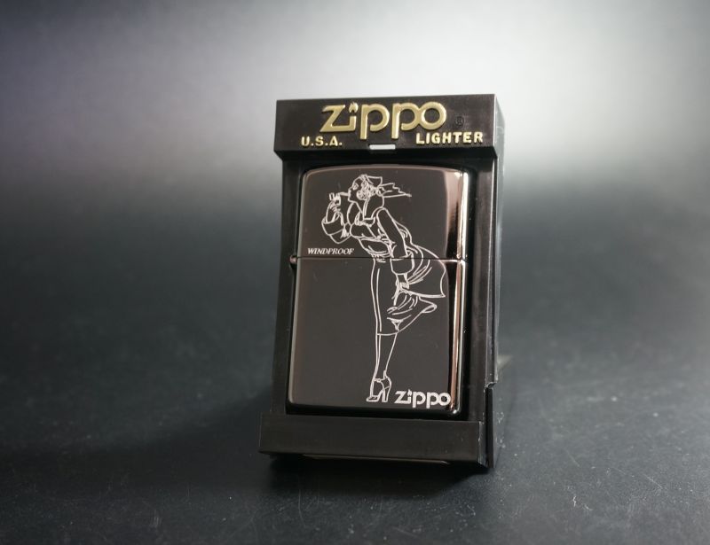 画像: zippo WINDY シルエット 2002年製造