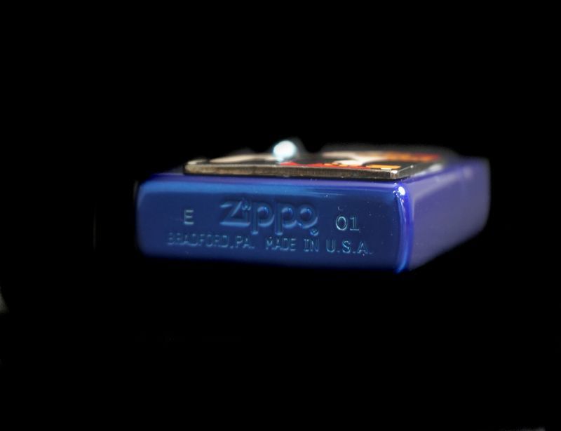 画像: zippo WINDY　鏡面加工　ブルー　　2002年製造