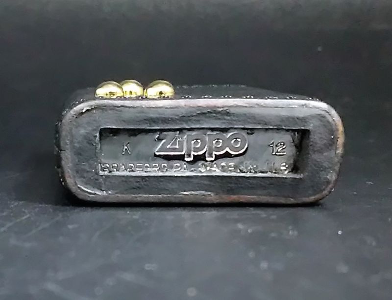 画像: zippo 牛革 2005年製造
