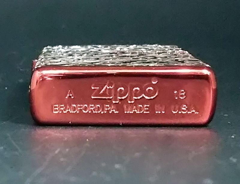 画像: zippo イオンレッド 5面仕上 2018年製造