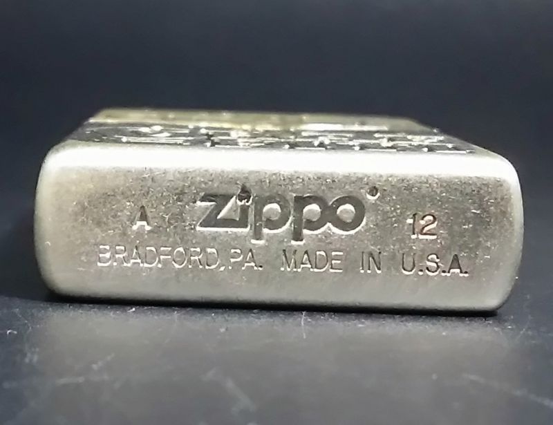 画像: zippo SEXY GRAFFITY 2012年製造