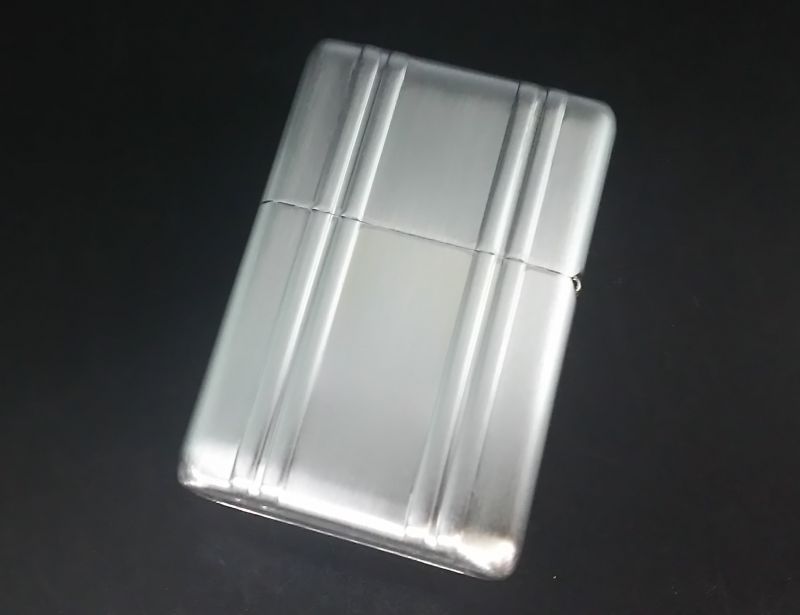 画像: zippo ZERO HALLIBURTON 2002年製造 箱アリ