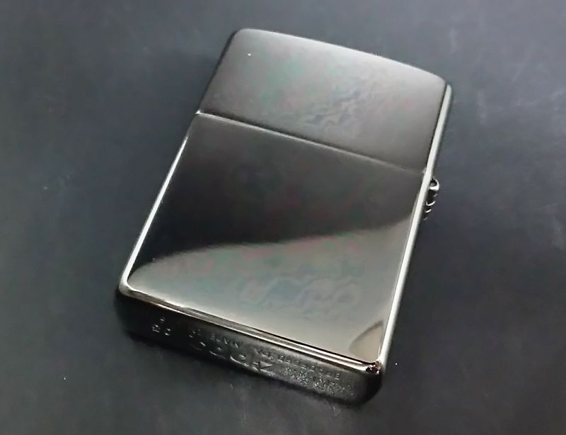 画像: zippo 龍柄 2003年製造