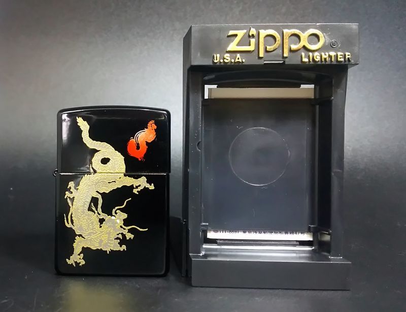 画像: zippo 龍柄 2001年製造