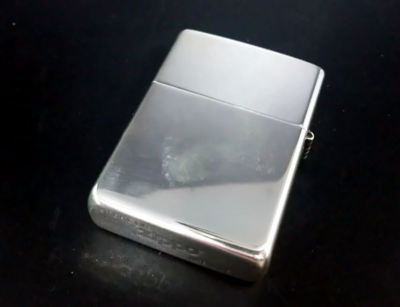 画像: zippo 虎 手彫り 2007年製造